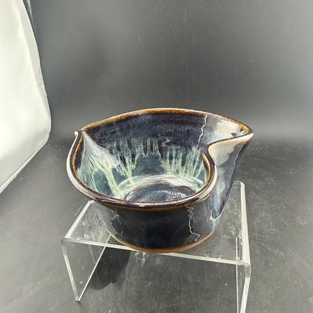 Sandra O'Quinn Pottery Seagrove NC Hand Thrown Blue Drip Glaze Heart Shaped Bowl